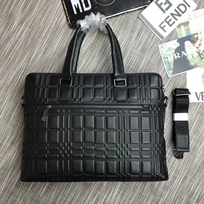 All Categories 💚 Top Version Men's Bags 💚 Burberry 2022 Official New Burberry Cowhide Briefcase Wholesale 58002200 High Quality Specifications: 38-28-7CM