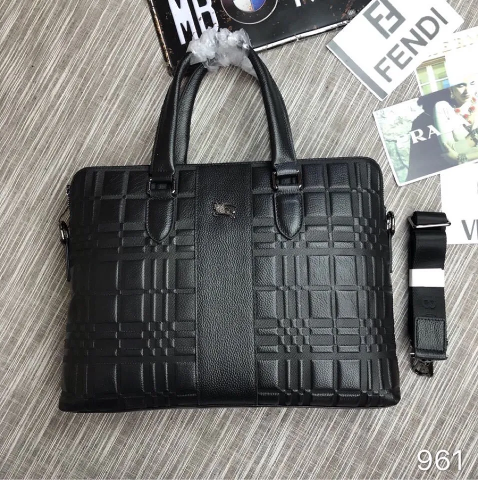 All Categories 💚 Top Version Men's Bags 💚 Burberry 2022 Official New Burberry Cowhide Briefcase Wholesale 58002200 High Quality Specifications: 38-28-7CM