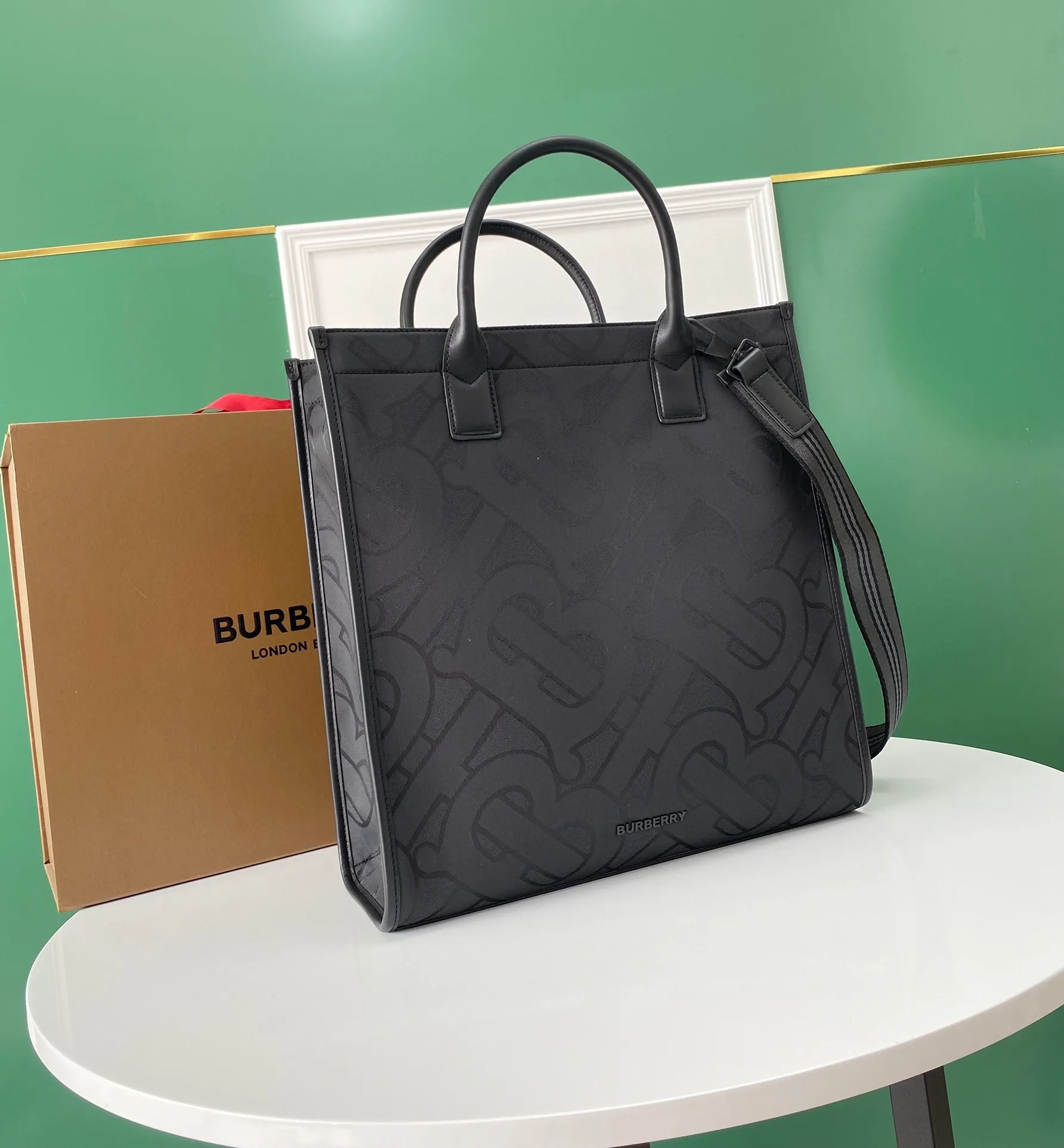 All Categories 💚 Top Version Men’s Bags 💚 Burberry 2023 New Burberry Handbags