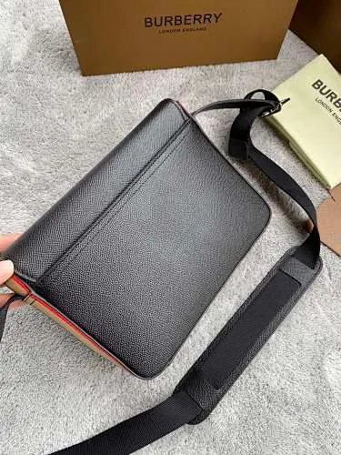 All categories Burberry men's bags (Burbrry) Burberry original order 2361