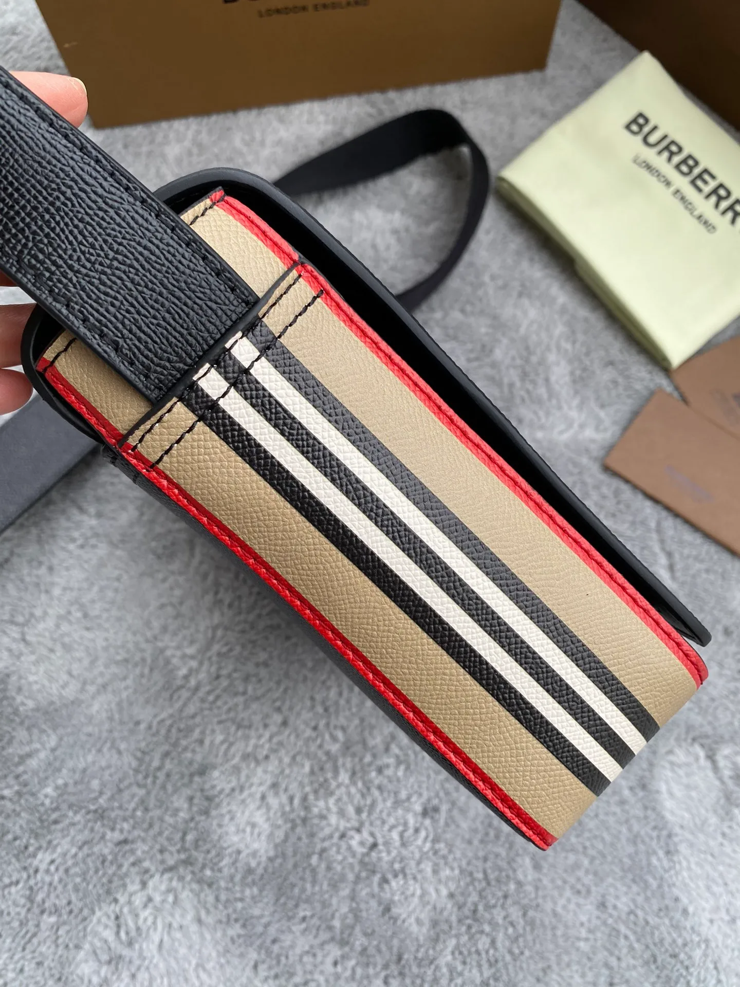 All categories Burberry men's bags (Burbrry) Burberry original order 2361