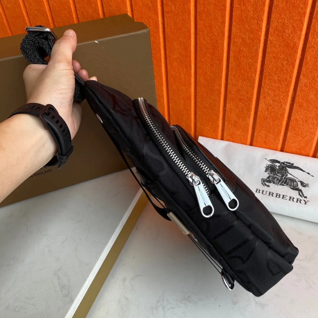 All categories 💚 Top version men’s bags 💚 Burberry 2024 official website new Burberry chest bag