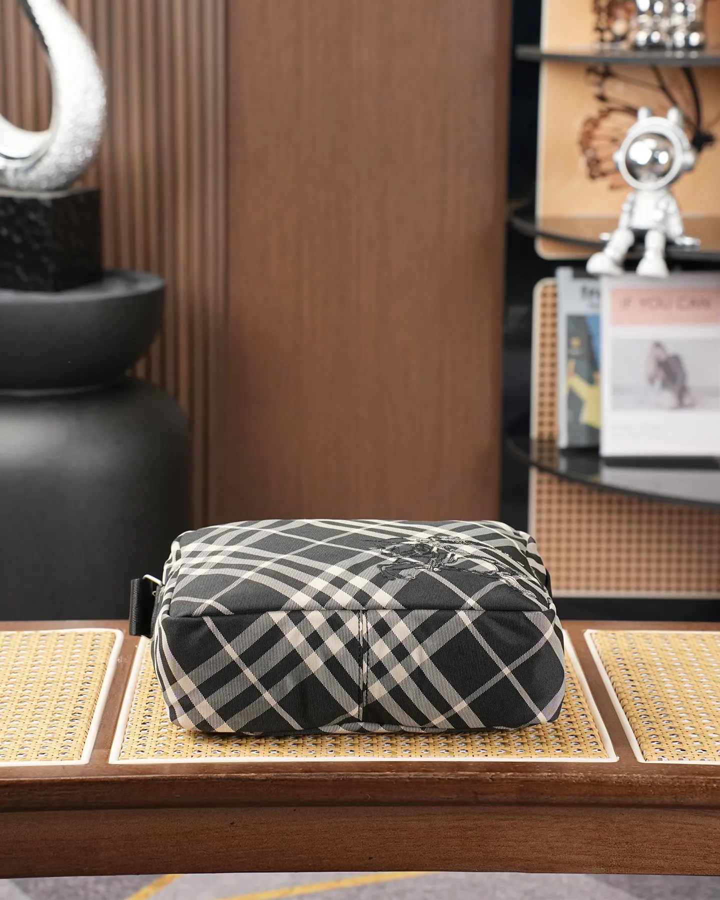 All categories Burberry men's bag (Burbrry) Burberry 8385