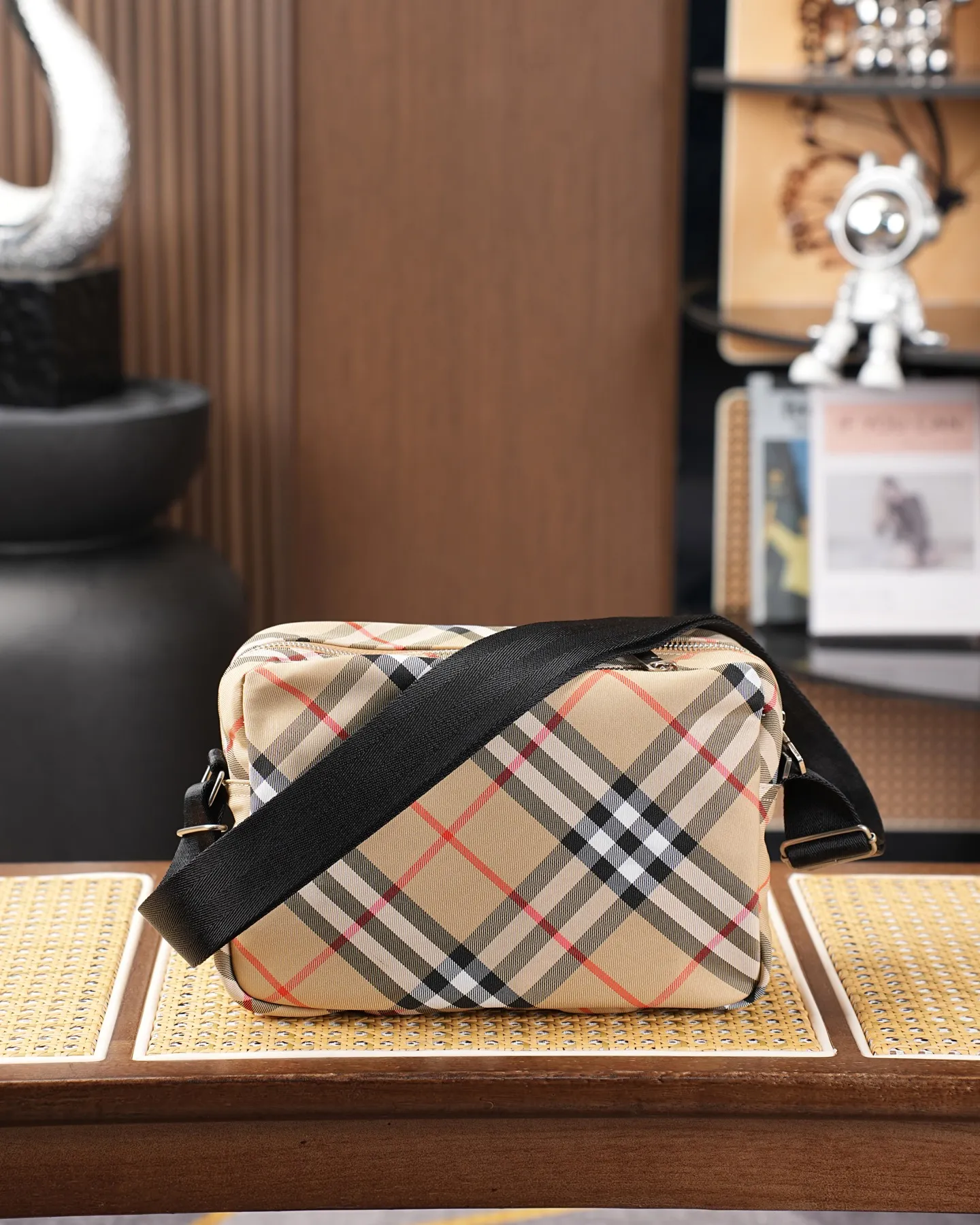 All categories Burberry men's bag (Burbrry) Burberry 8385