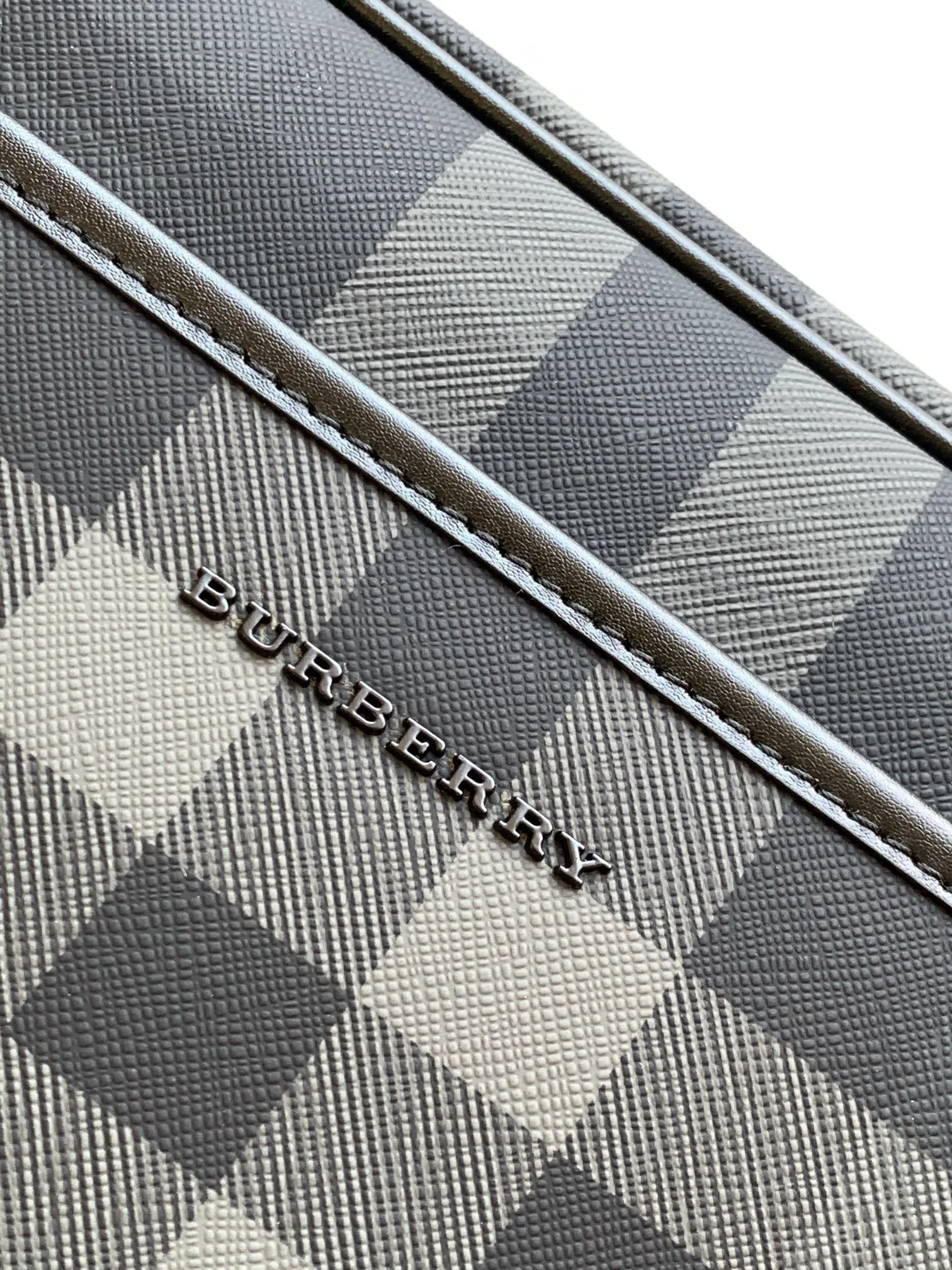 All categories 💚 Top version men’s bags 💚 Burberry 2024 official website new Burberry crossbody bag