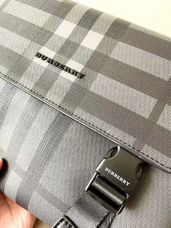 All categories Burberry men's bag (Burbrry) Burberry 3020