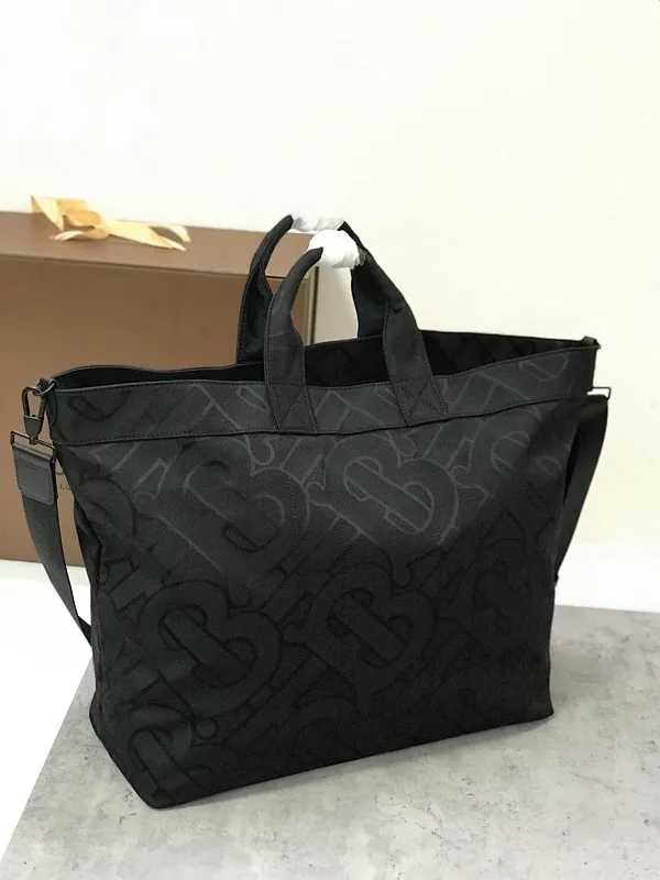 All Categories 💚 Top Version Men’s Bags 💚 Burberry 2023 New Burberry Briefcase