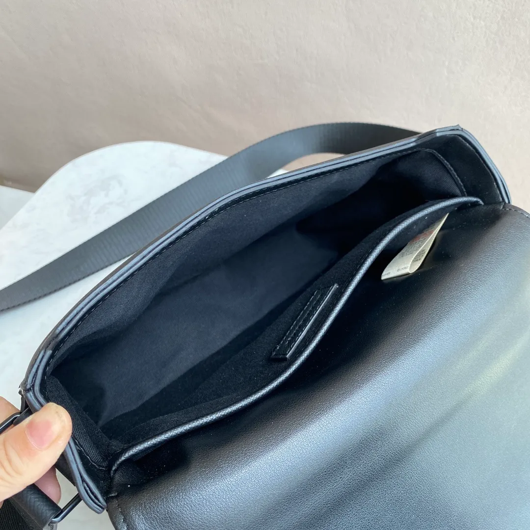All categories Burberry men's bags (Burbrry) Burberry original order 80697611
