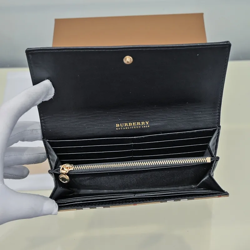 All categories Burberry wallet (Burberry) Burberry 1185