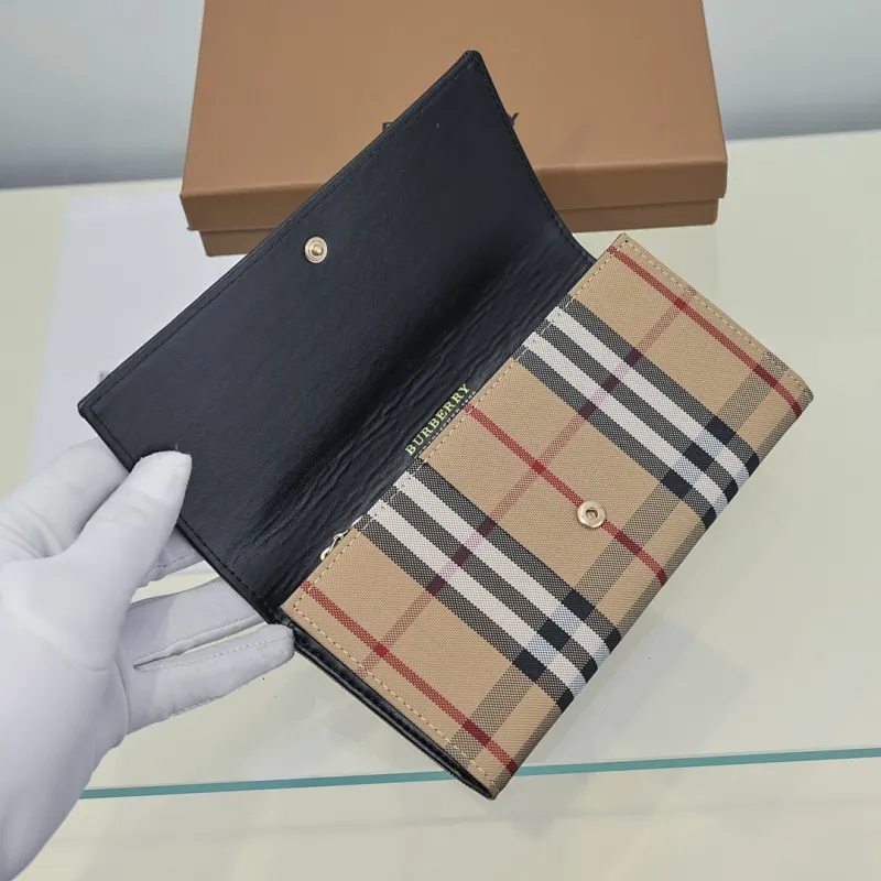 All categories Burberry wallet (Burberry) Burberry 1185