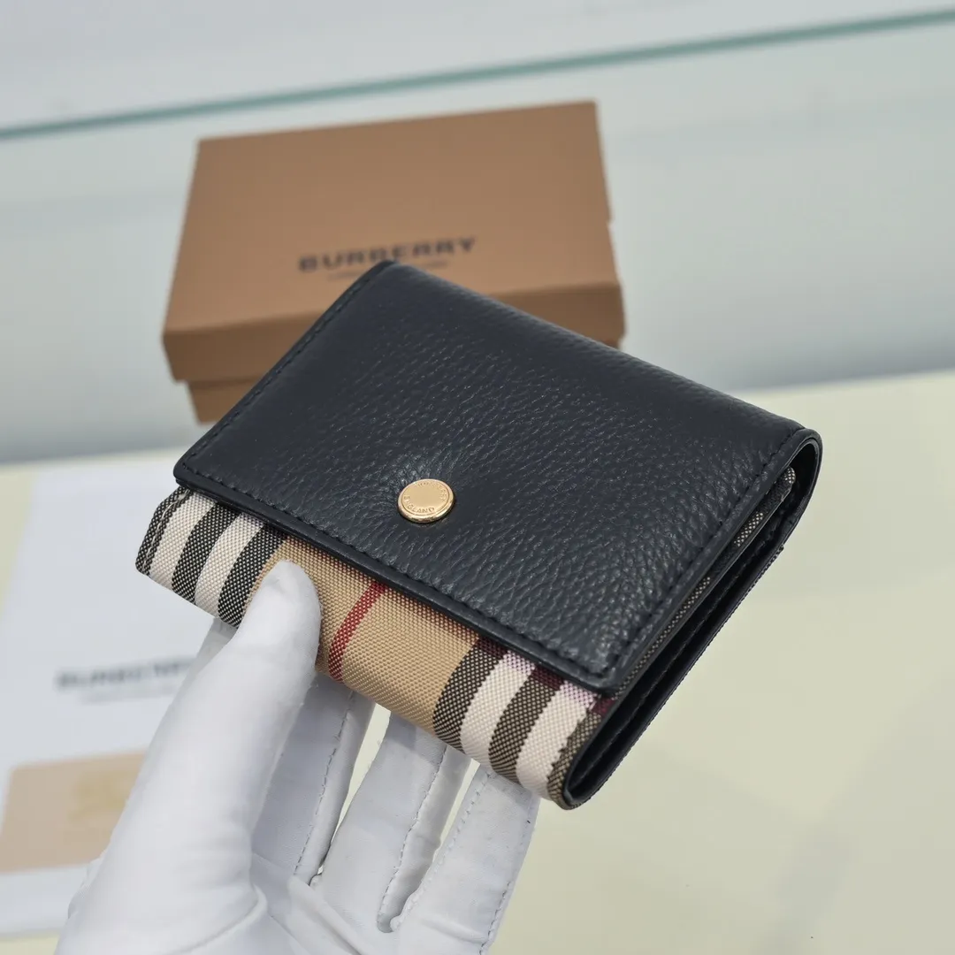 All categories Burberry wallet (Burberry) Burberry 1180