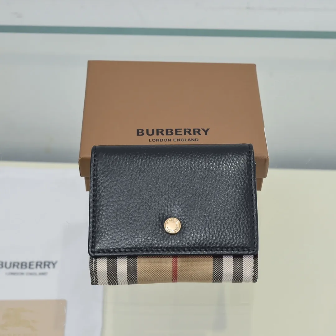 All categories Burberry wallet (Burberry) Burberry 1180