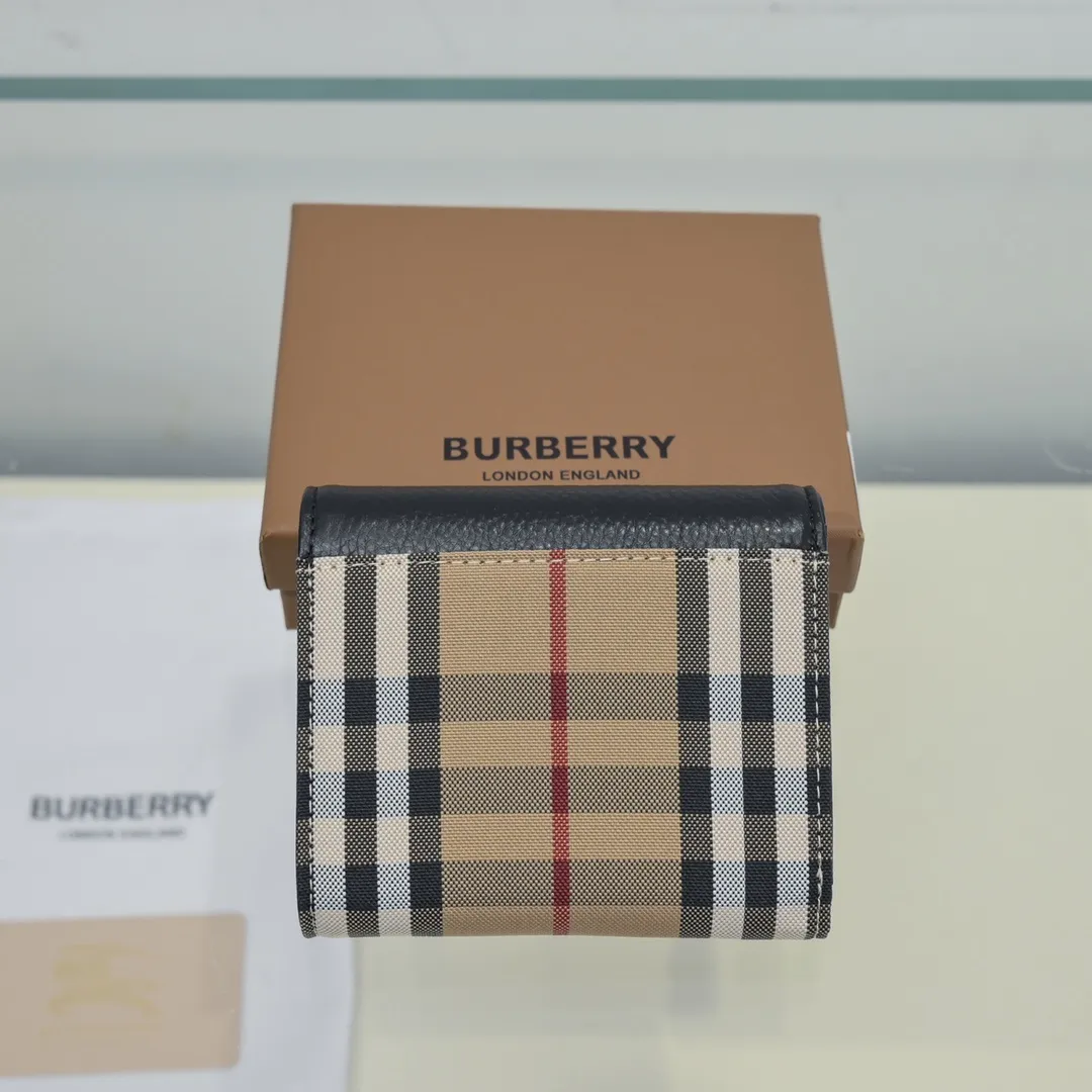 All categories Burberry wallet (Burberry) Burberry 1180