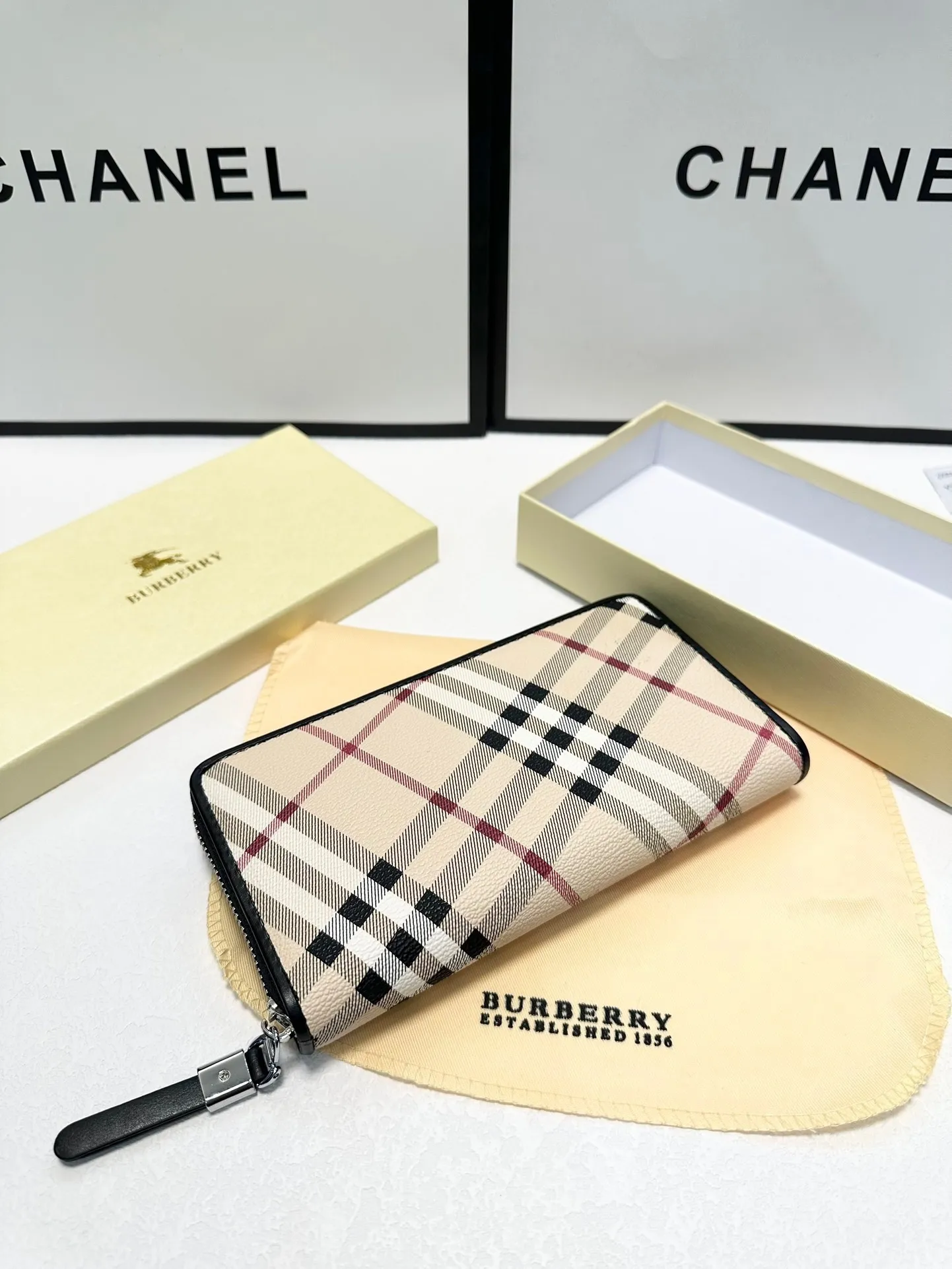 All Categories Burberry Wallet Burberry 1101
