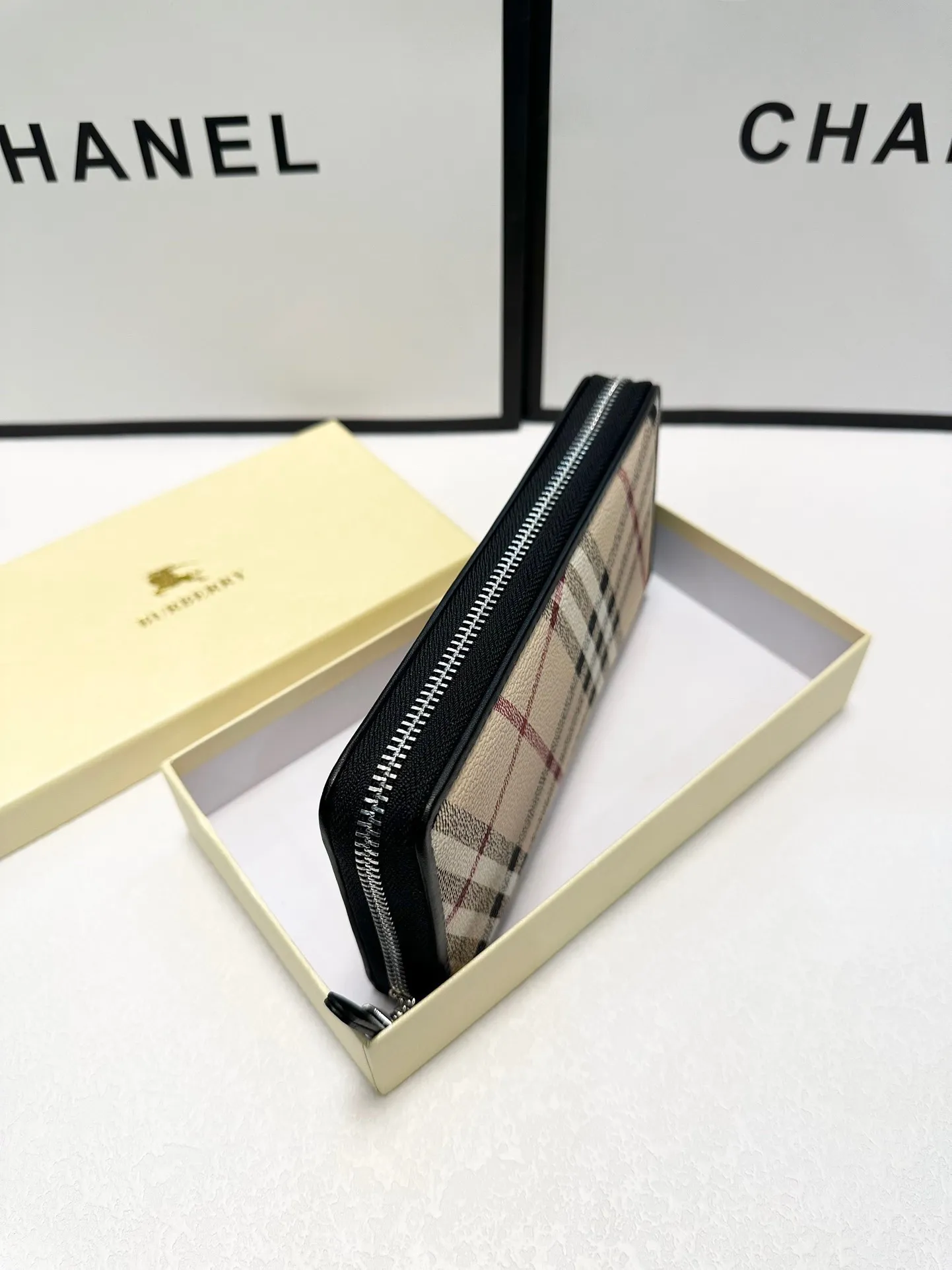 All Categories Burberry Wallet Burberry 1101