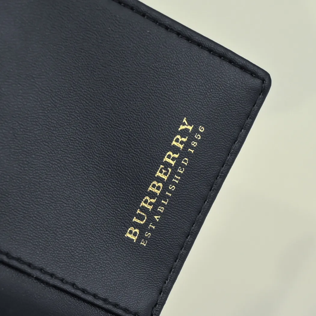 All categories Burberry wallet (Burberry) Burberry 8549