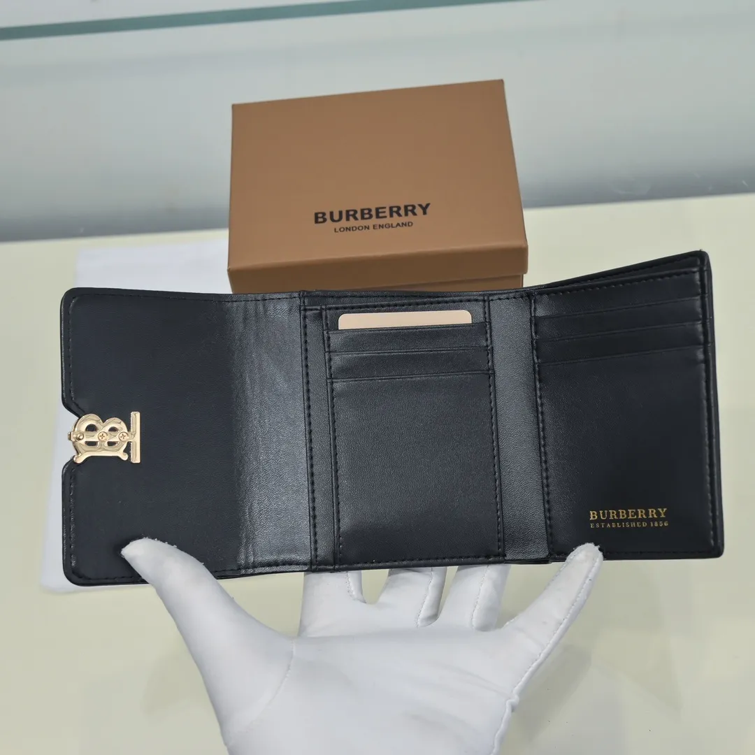 All categories Burberry wallet (Burberry) Burberry 8549