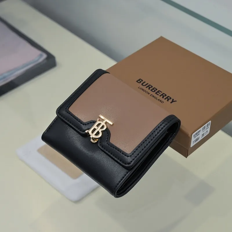 All categories Burberry wallet (Burberry) Burberry 8549