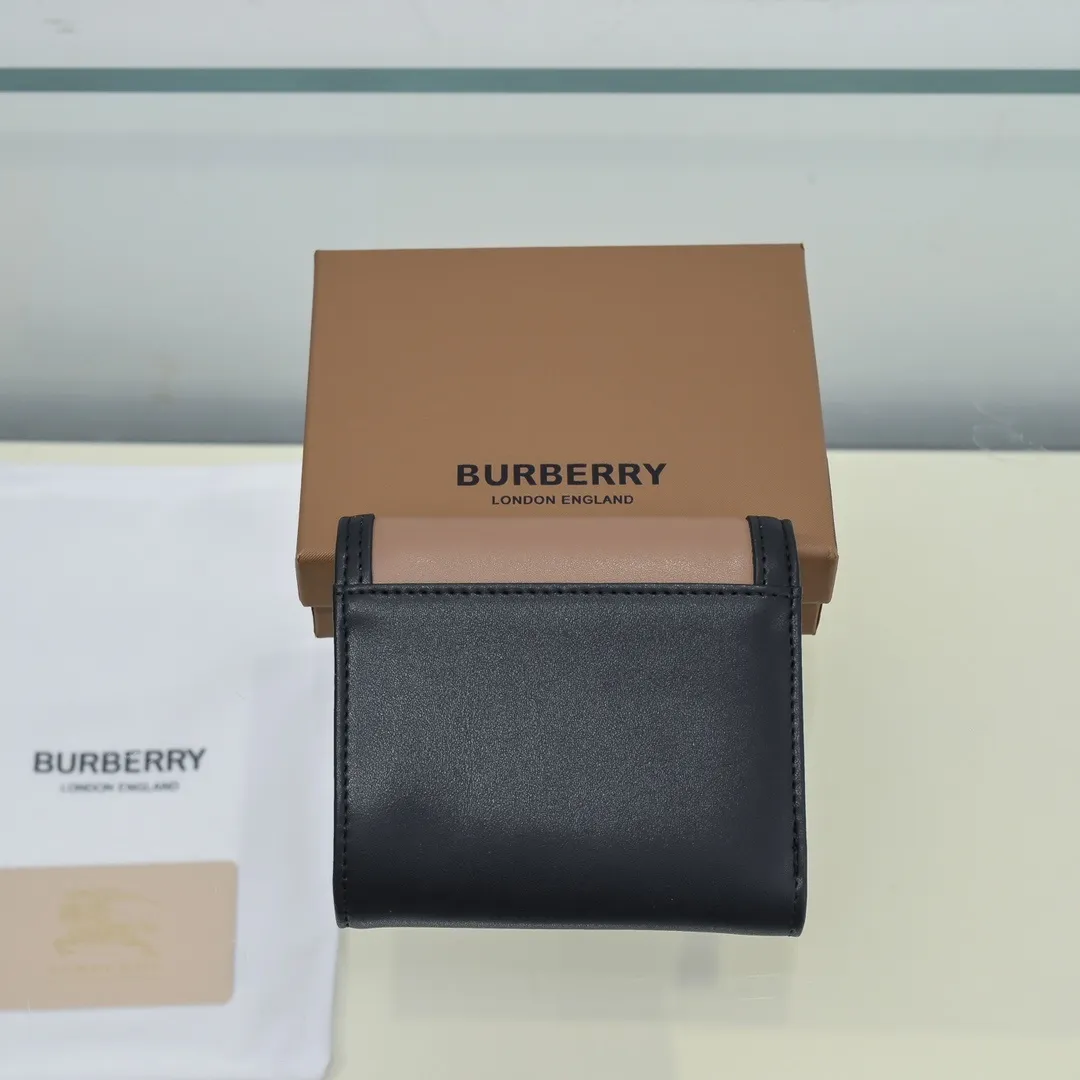All categories Burberry wallet (Burberry) Burberry 8549