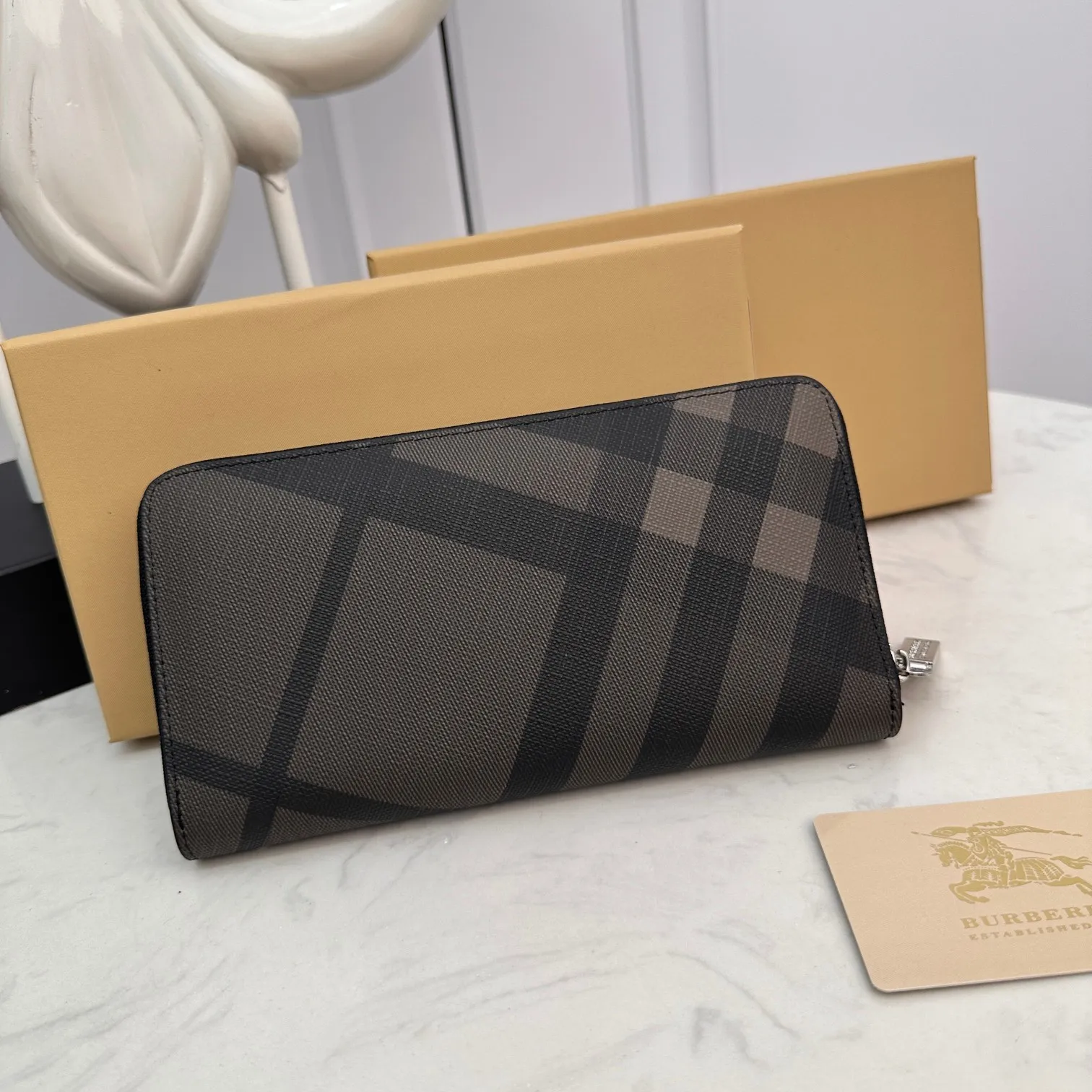 All categories Burberry wallet (Burberry) Burberry 666040