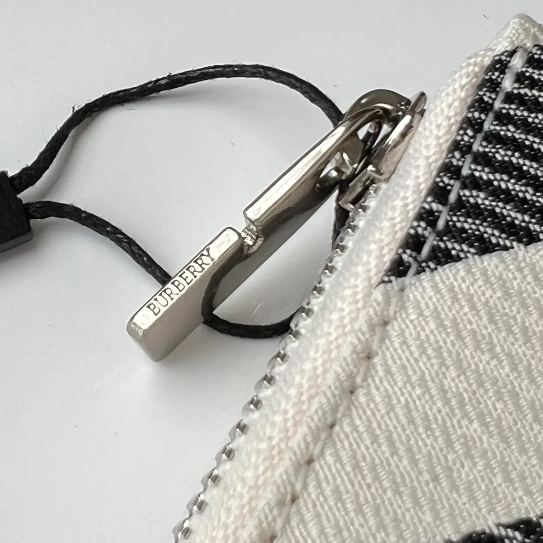 All Categories Burberry Wallet Burberry Original Order 5101