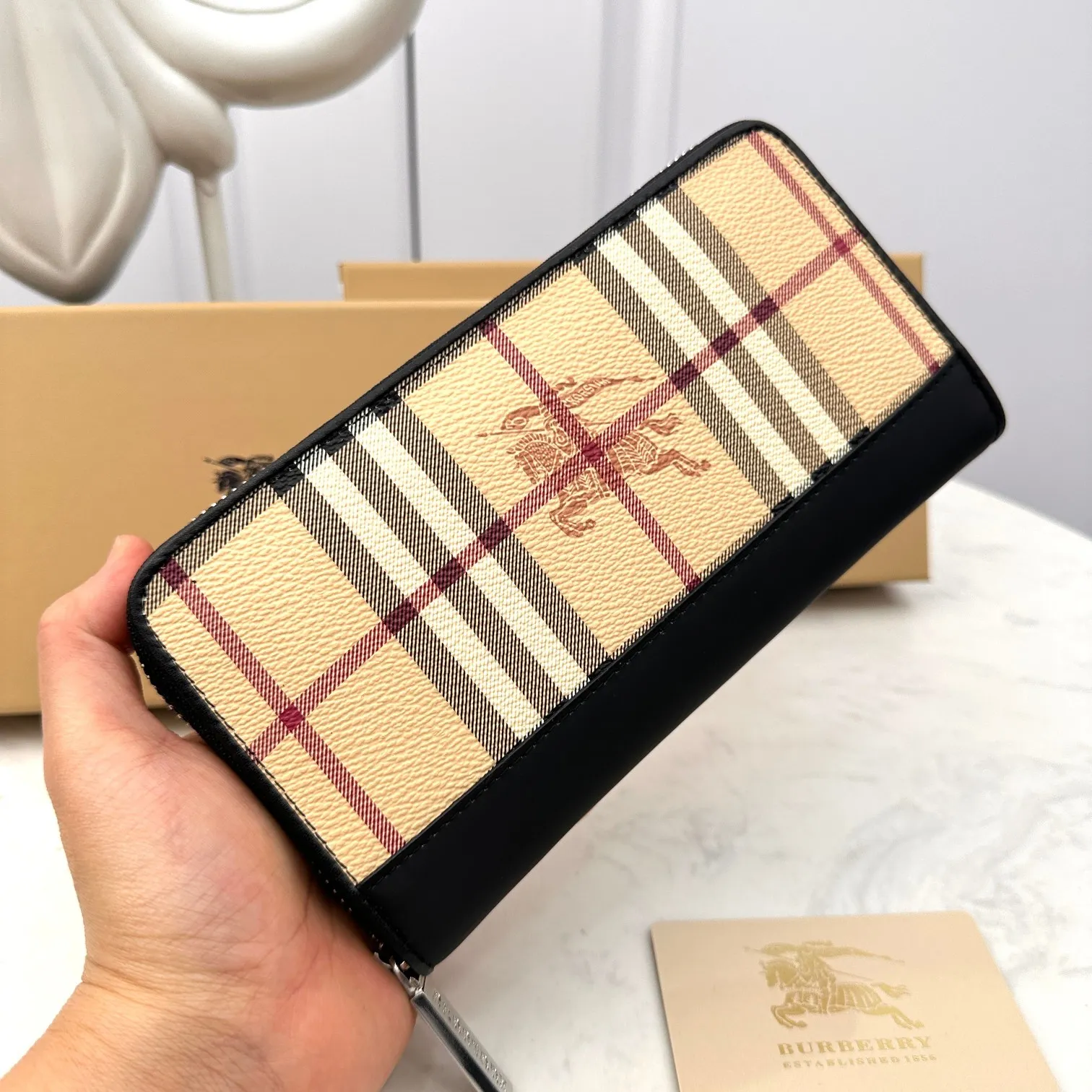 All categories Burberry wallet (Burberry) Burberry 666090