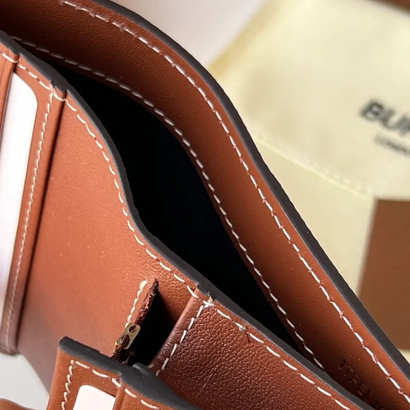 All categories Burberry wallet (Burberry) Burberry 80704171