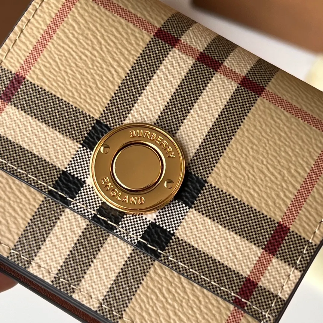All categories Burberry wallet (Burberry) Burberry 80704171