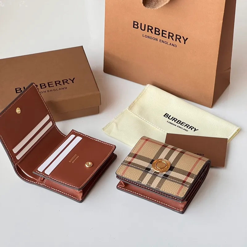 All categories Burberry wallet (Burberry) Burberry 80704171