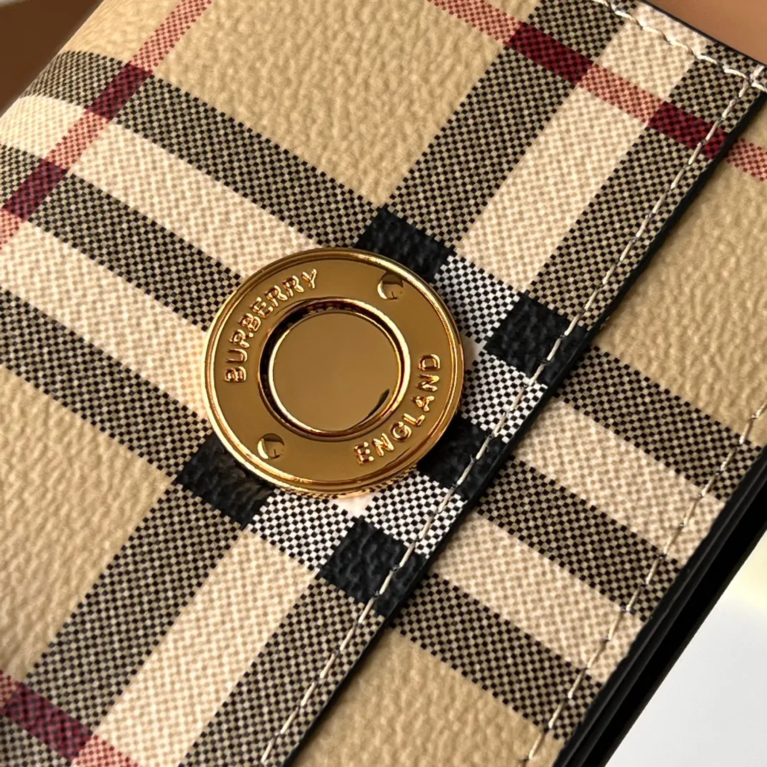 All categories Burberry wallet (Burberry) Burberry 80704171