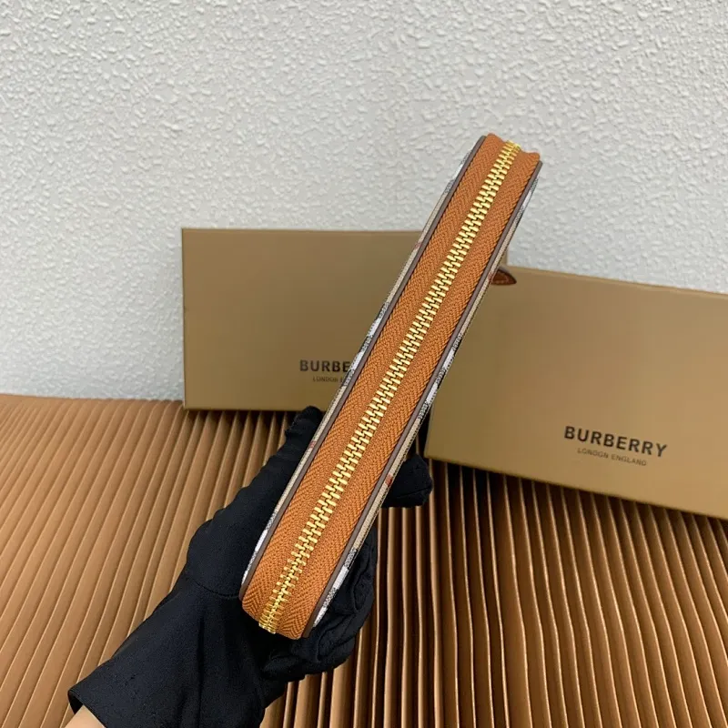 All categories Burberry wallet (Burberry) Burberry 5981