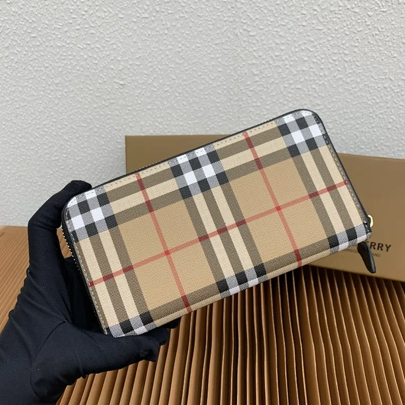 All categories Burberry wallet (Burberry) Burberry 5981