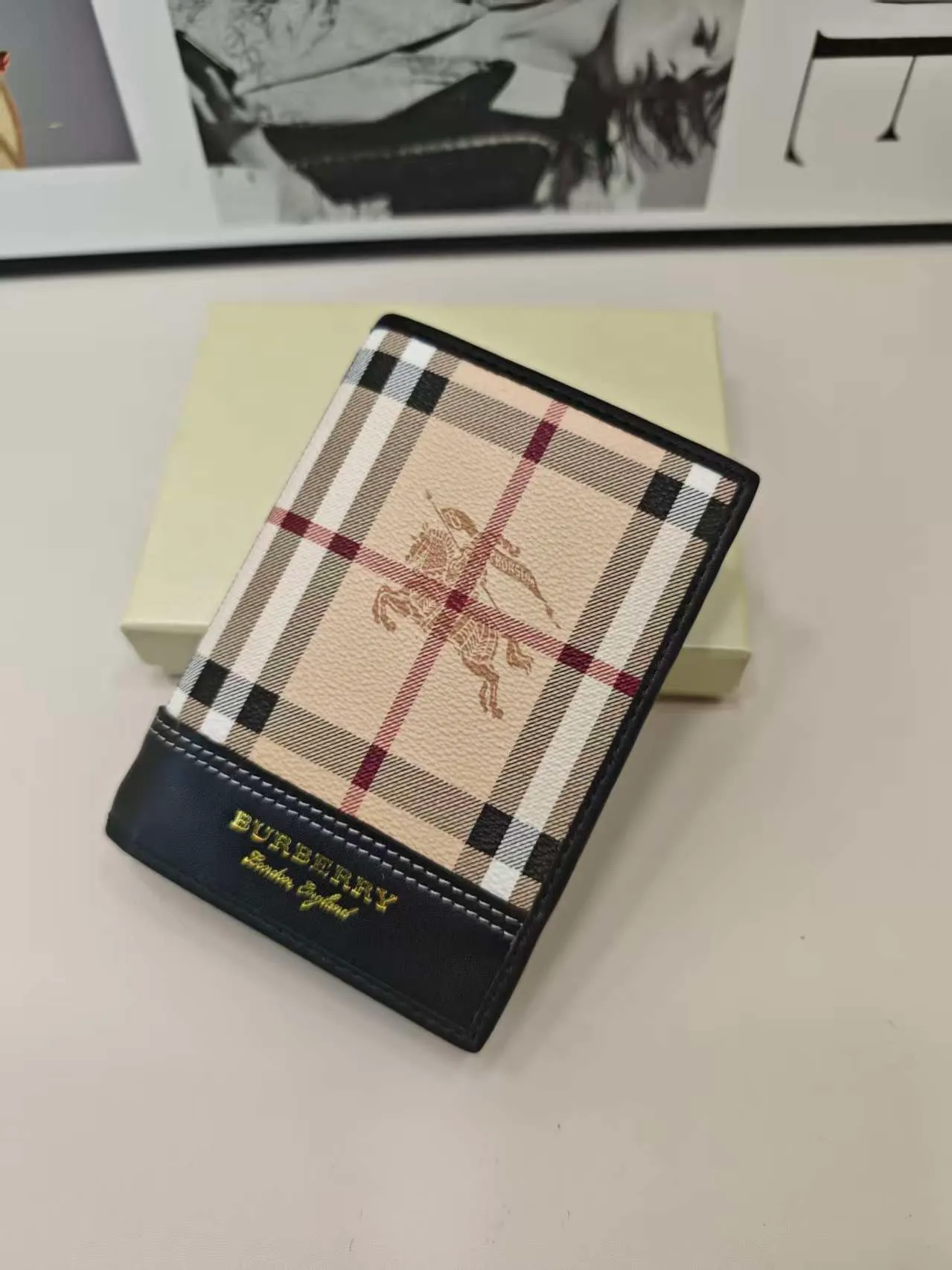 All categories Burberry wallet (Burberry) Burberry 8640
