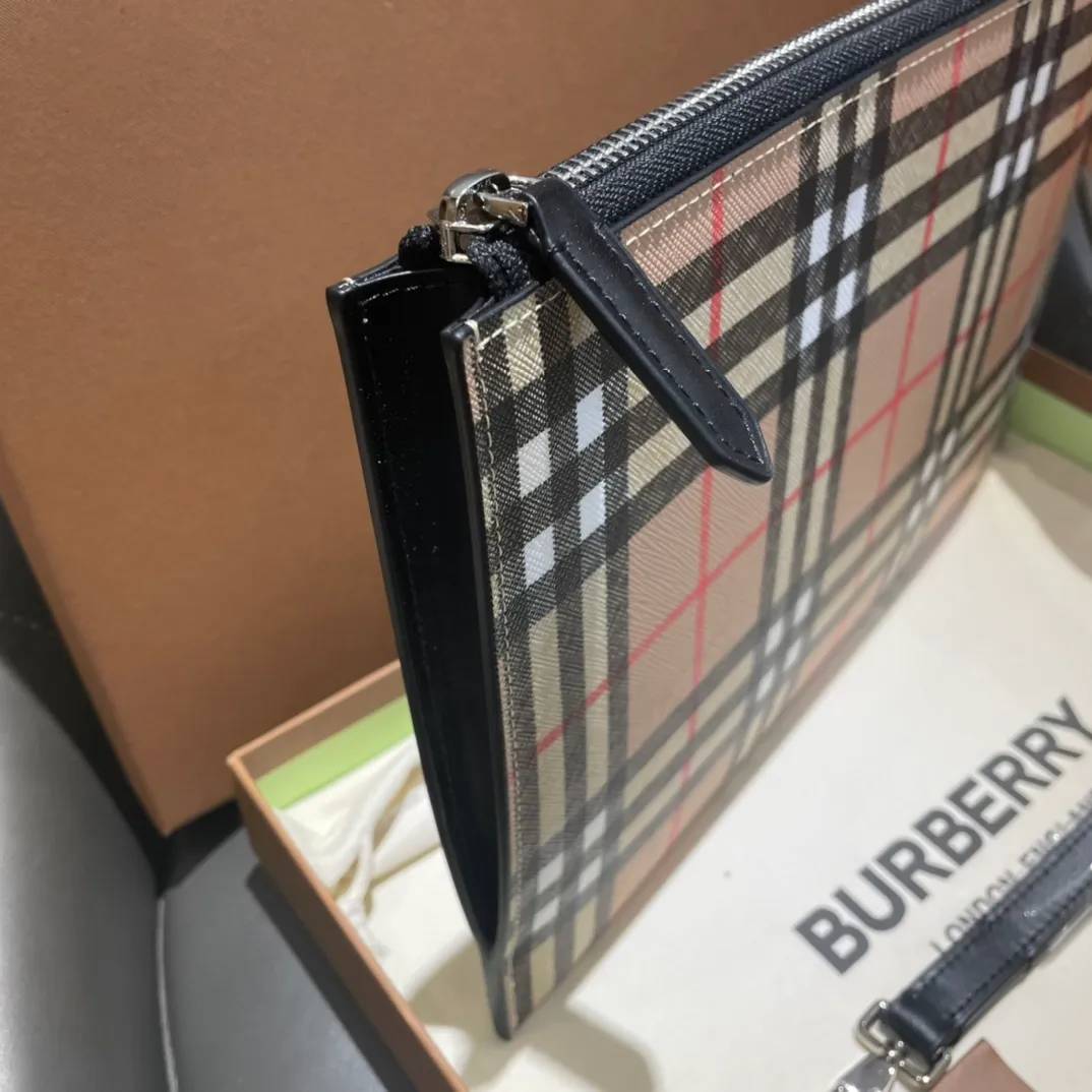 All Categories Burberry Wallet Burberry 3919