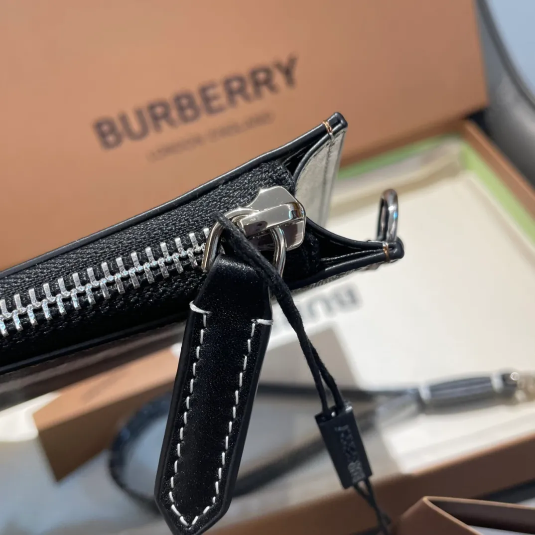 All Categories Burberry Wallet Burberry 3919