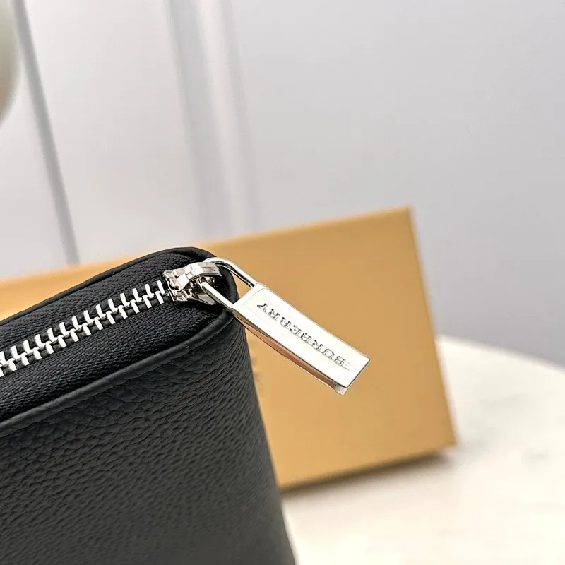 All categories Burberry wallet (Burberry) Burberry 666028
