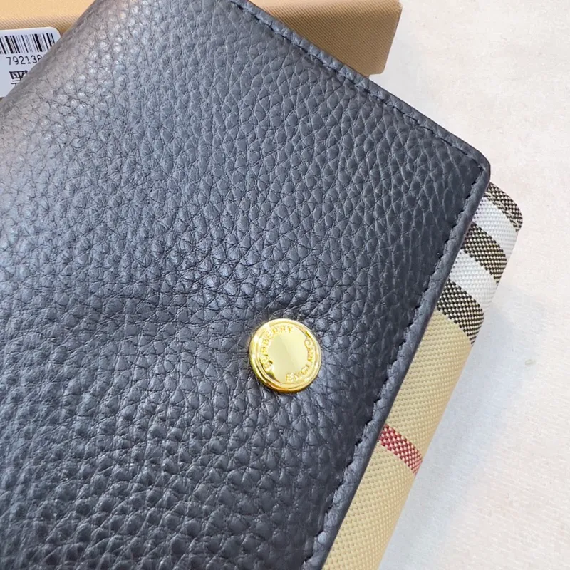 All categories Burberry wallet (Burberry) Burberry 1180