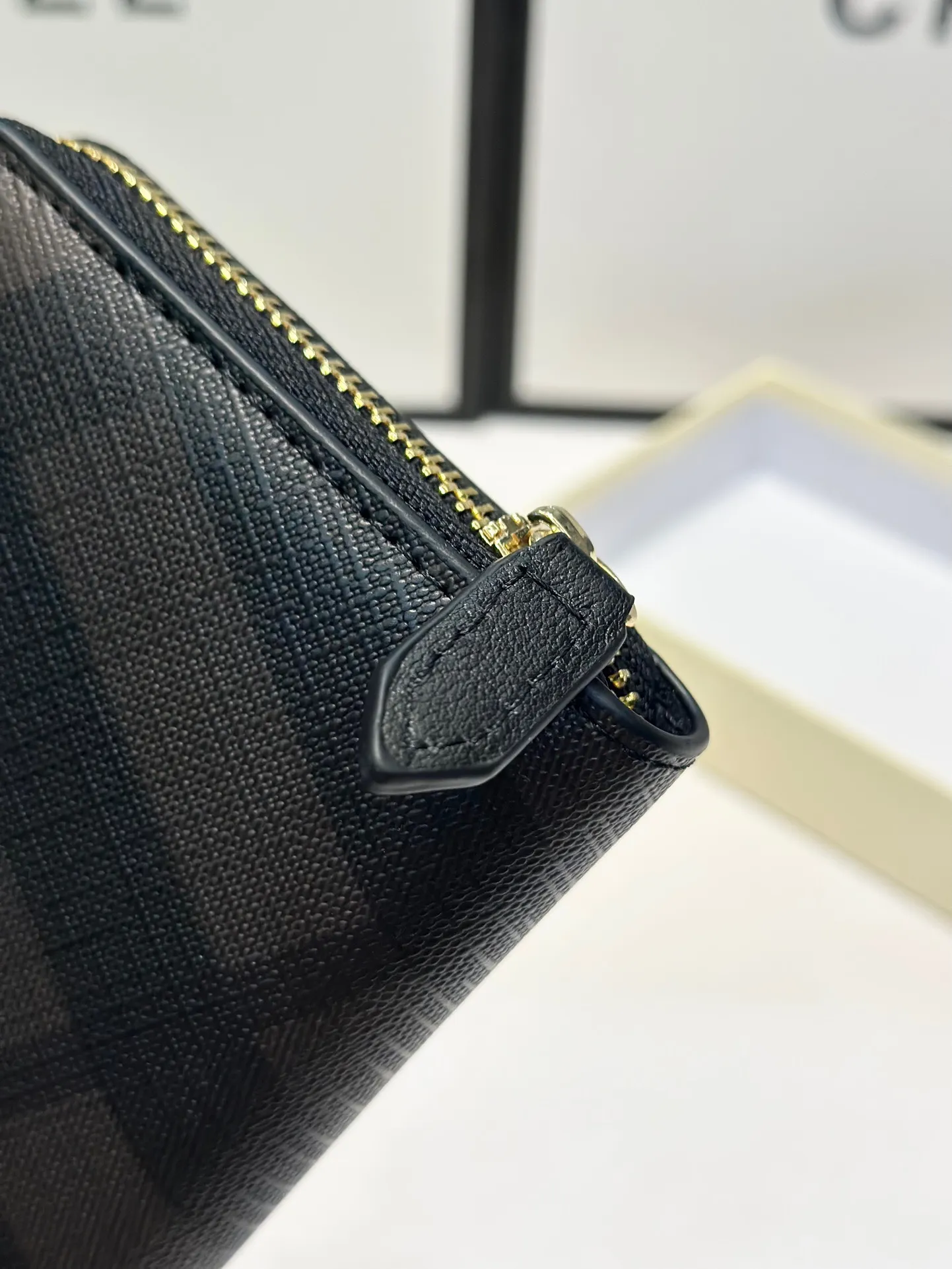 All categories Burberry wallet (Burberry) Burberry 2011