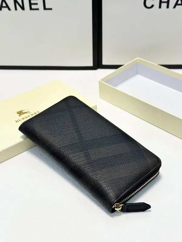 All categories Burberry wallet (Burberry) Burberry 2011