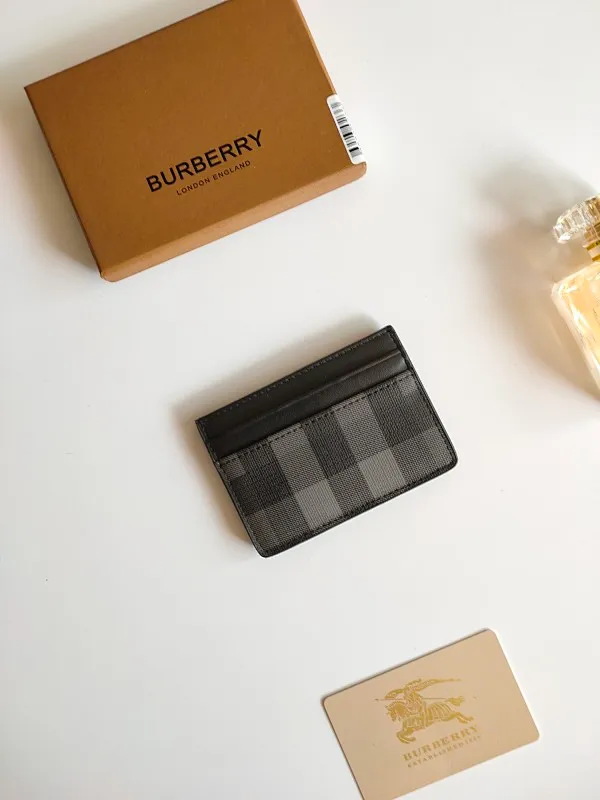 All categories Burberry wallet (Burberry) Burberry 8054