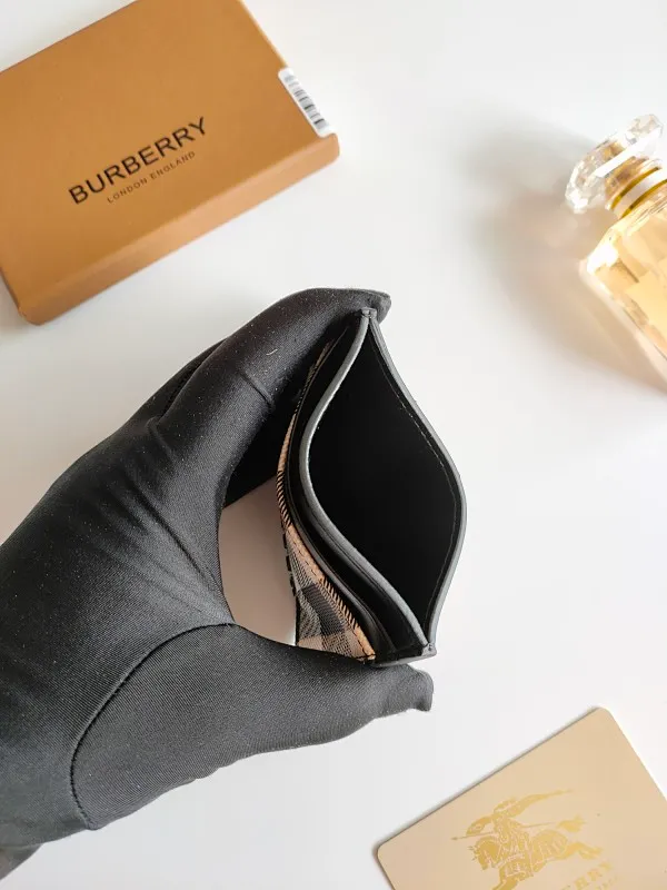 All categories Burberry wallet (Burberry) Burberry 8054