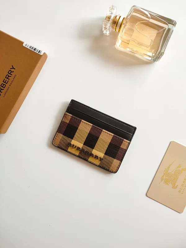 All categories Burberry wallet (Burberry) Burberry 8054