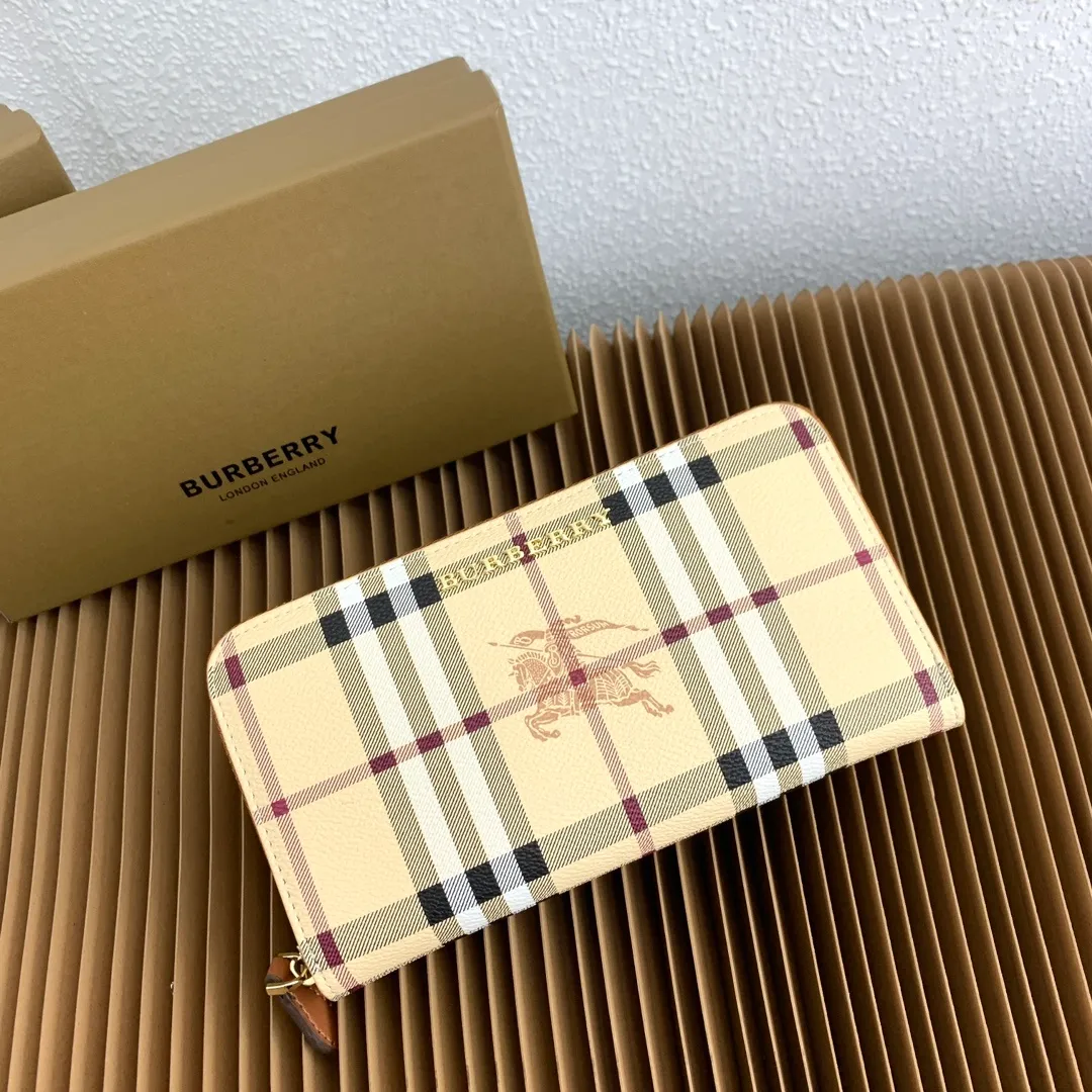 All categories Burberry wallet (Burberry) Burberry 4811