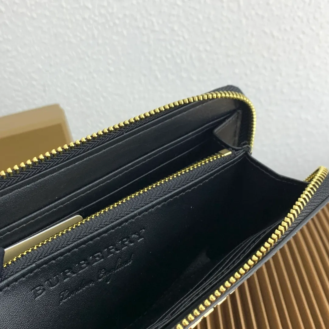 All categories Burberry wallet (Burberry) Burberry 4811