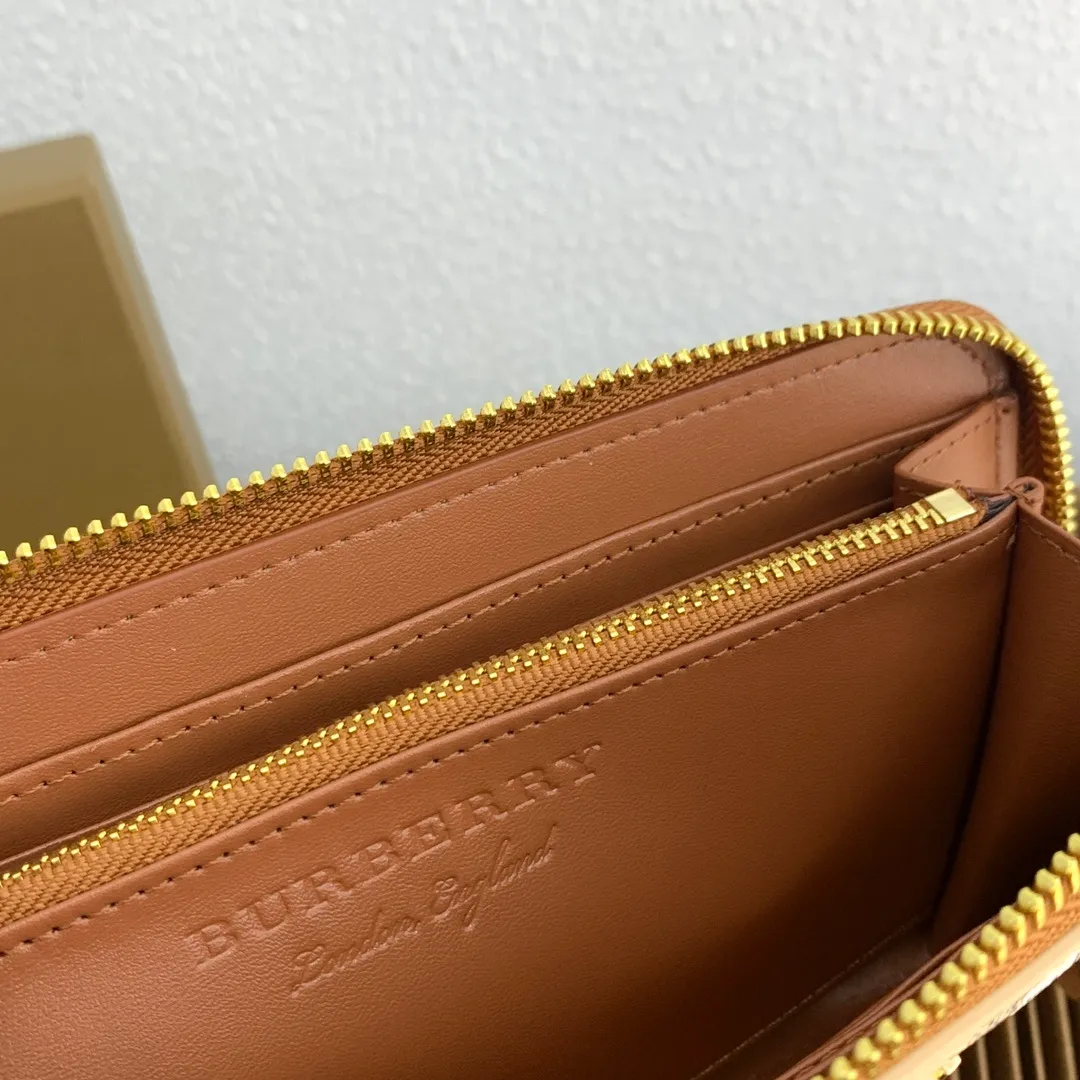All categories Burberry wallet (Burberry) Burberry 4811
