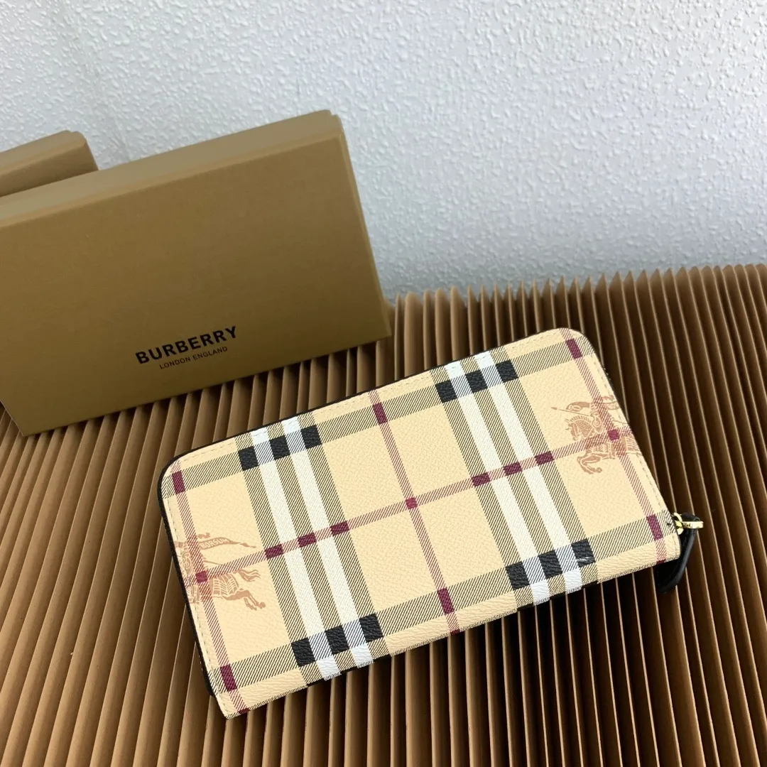 All categories Burberry wallet (Burberry) Burberry 4811