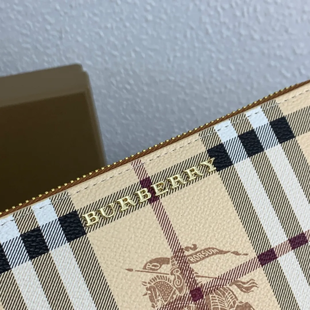 All categories Burberry wallet (Burberry) Burberry 4811