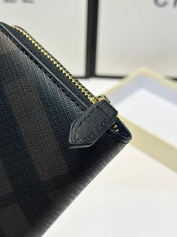 All categories Burberry wallet (Burberry) Burberry 124