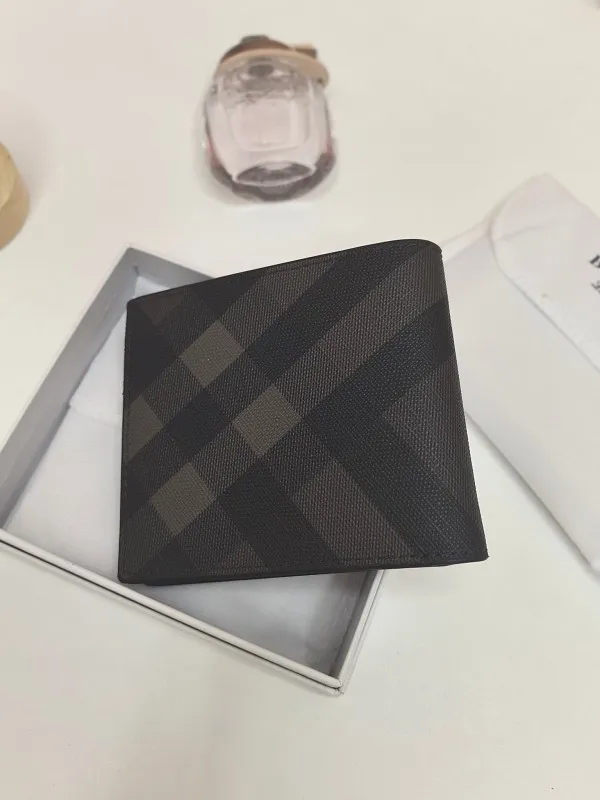 All categories Burberry wallet (Burberry) Burberry 529-1