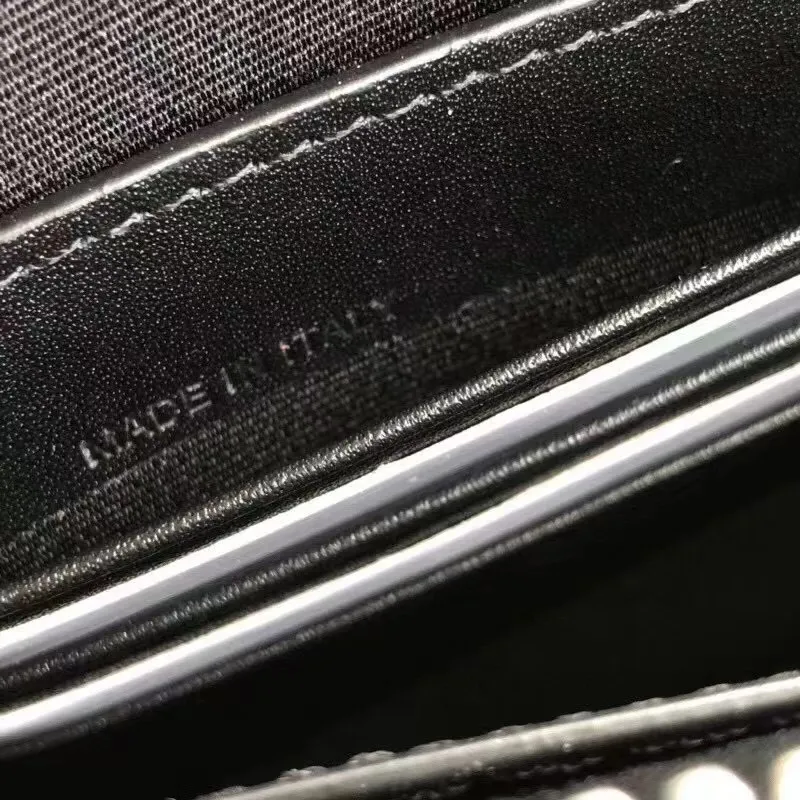 All Categories Burberry Wallet Burberry F0150